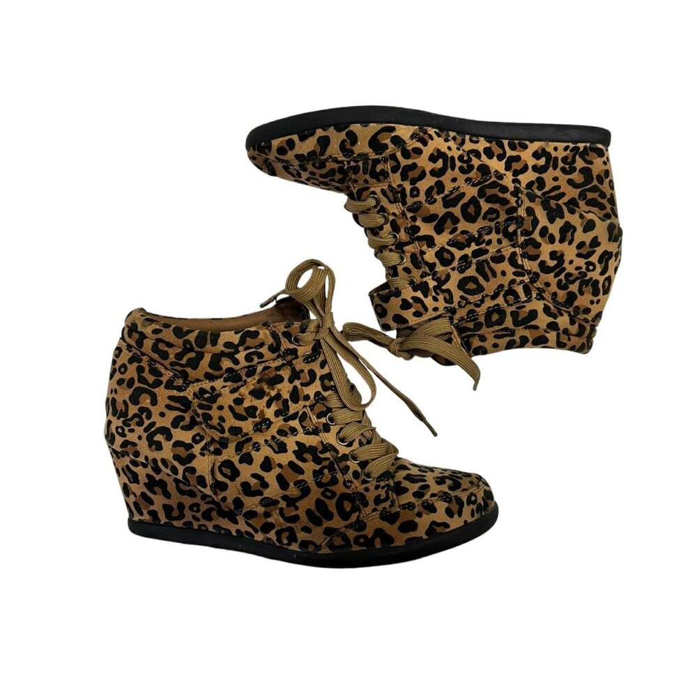 Forever Leopard  Print Wedge Ankle Boots Booties SIZE 8.5